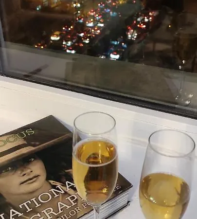 Apartament The Dome, Sala Palatului, Walking Distance To The Old Town Bucureşti