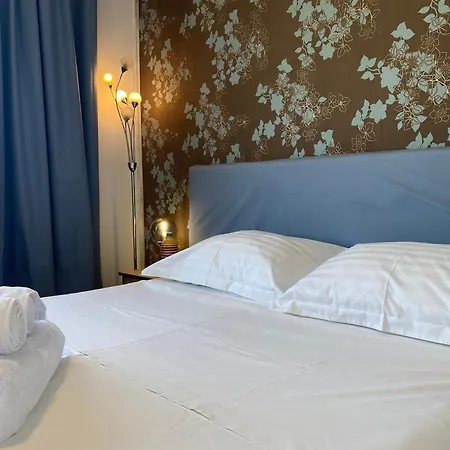 The Dome, Sala Palatului, Walking Distance To The Old Town